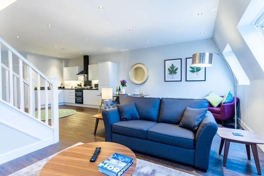 Suite Life Serviced Apartments - Old Town