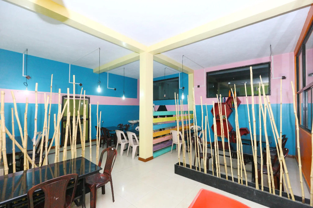 OYO 9183 RJ Inn