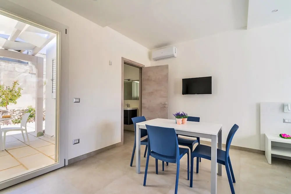 2945 Residence Jolly Mare - Mono by Barbarhouse