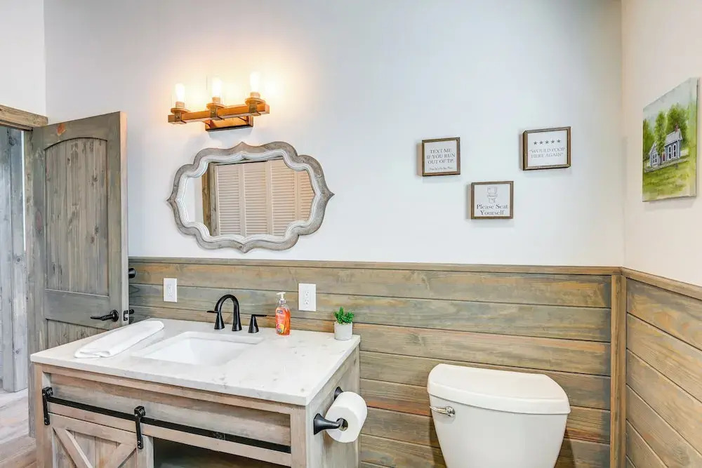 Bright Whites Creek Home: 12 Mi to Dtwn Nashville!