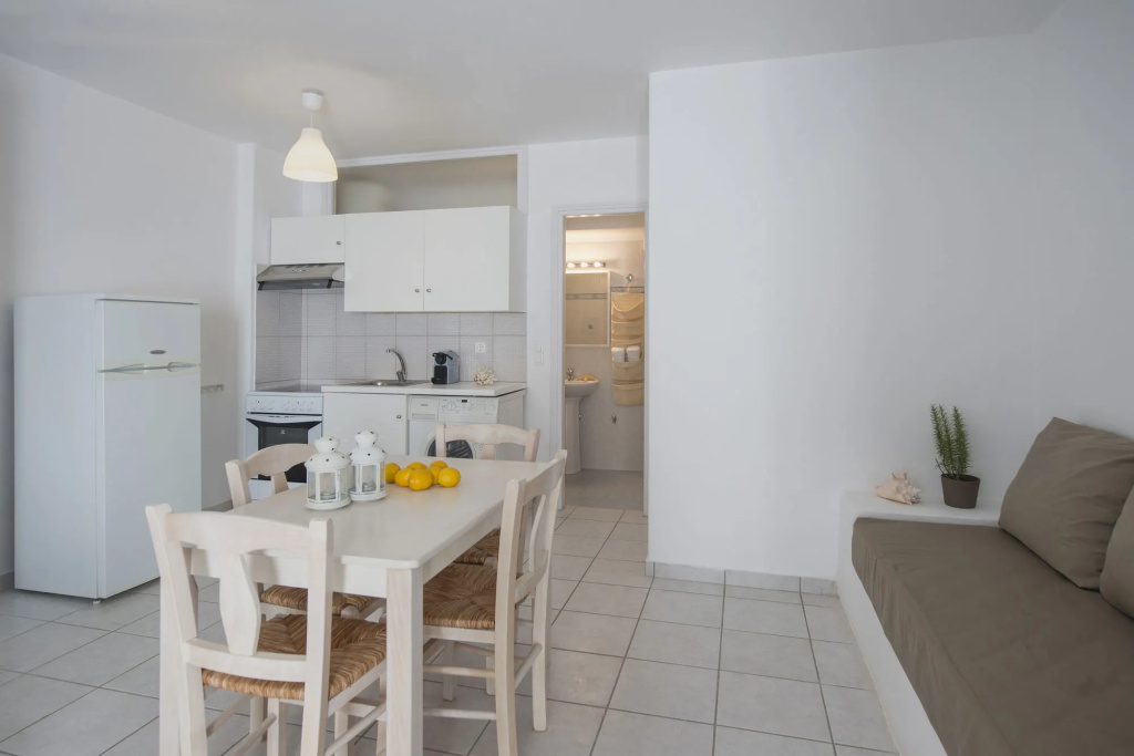 Cleopatra Seaside Homes, Logaras, Paros