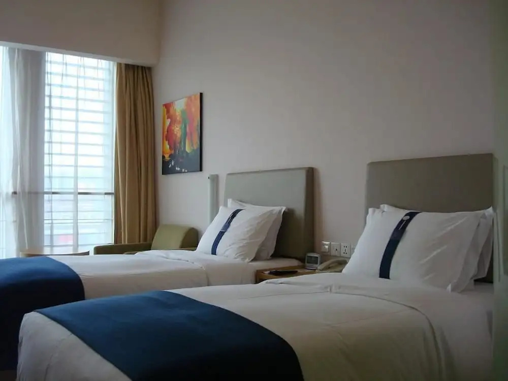 Holiday Inn Express Shanghai Meilong