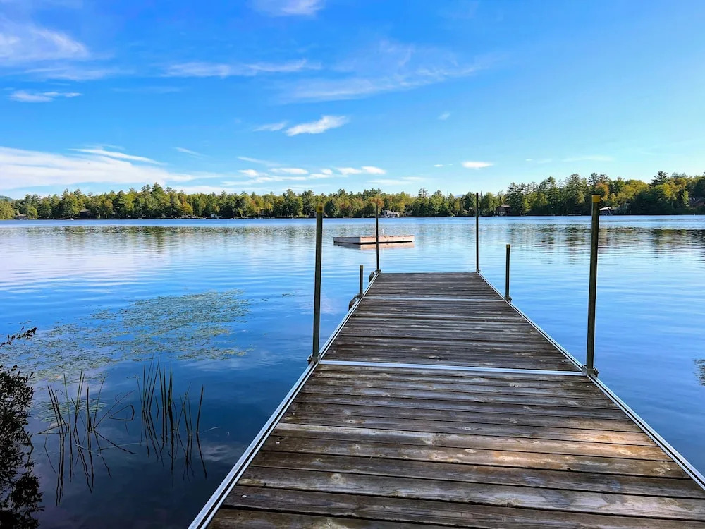 91wr Lake Vibes and Views at This Waterfront Home in the White Mountains