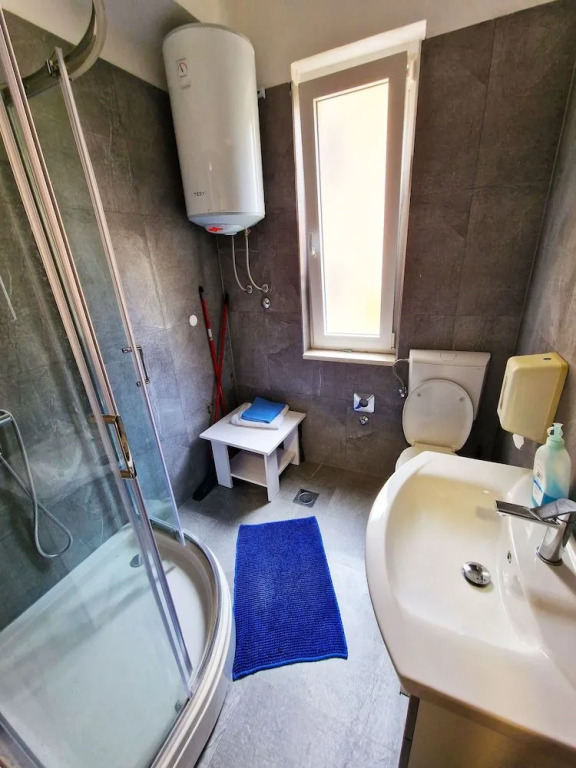 Croparadise Hostel
