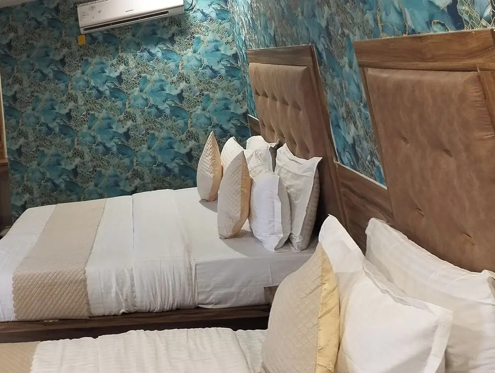 Hotel Silver Inn, Ahmedabad