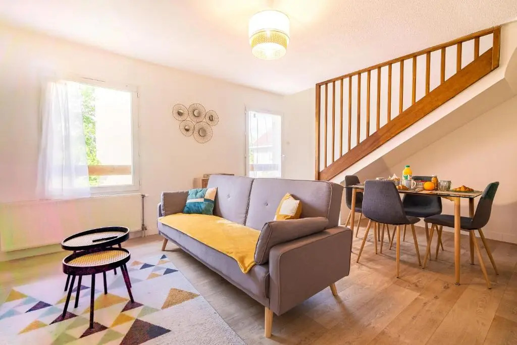 Duplex Lafargue 80m² avec espace de Coliving Salle de sport/Baby-foot/Xbox One