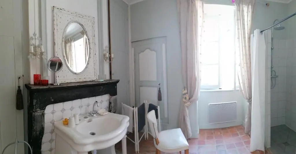 LE TABELLION