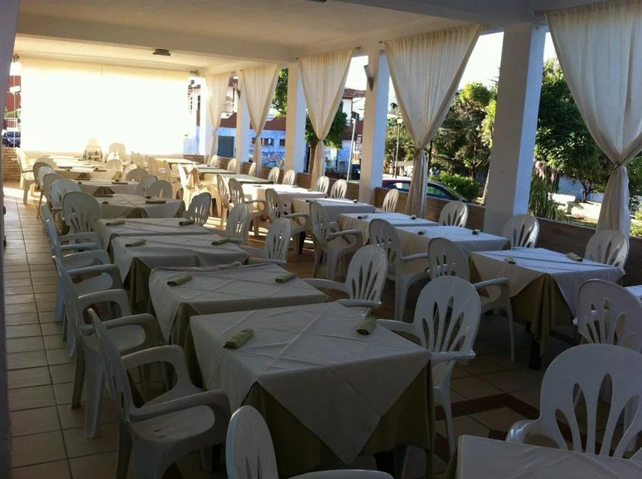 Green Gallery Hotel and Restaurant