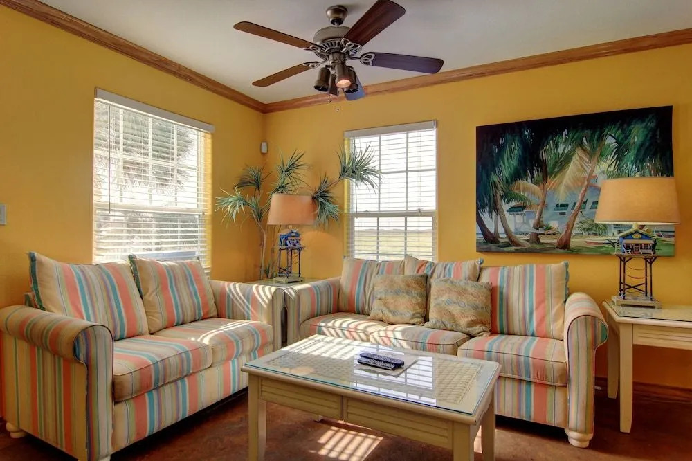 Sea Maiden 10gsc 4 Bedrooms 3 Bathrooms Townhouse