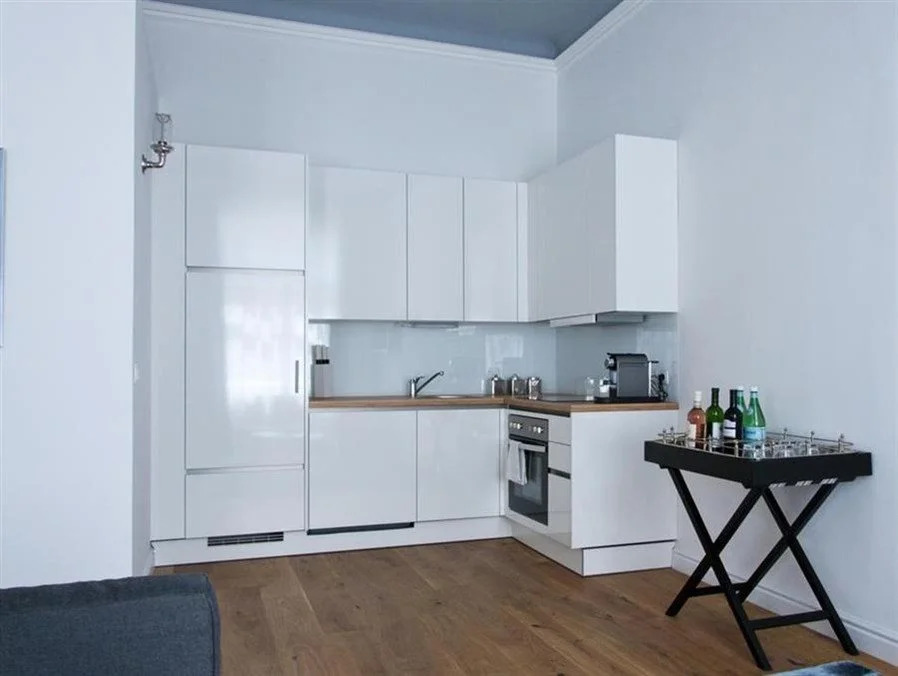 6 Rooms - 1070