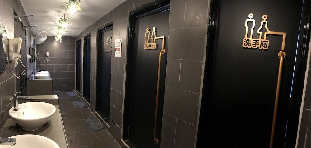 Aloha Capsule Hostel