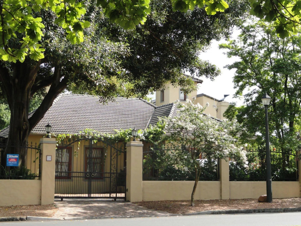 10 Alexander B&B