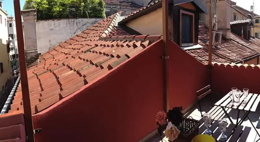 Giglio Terrace