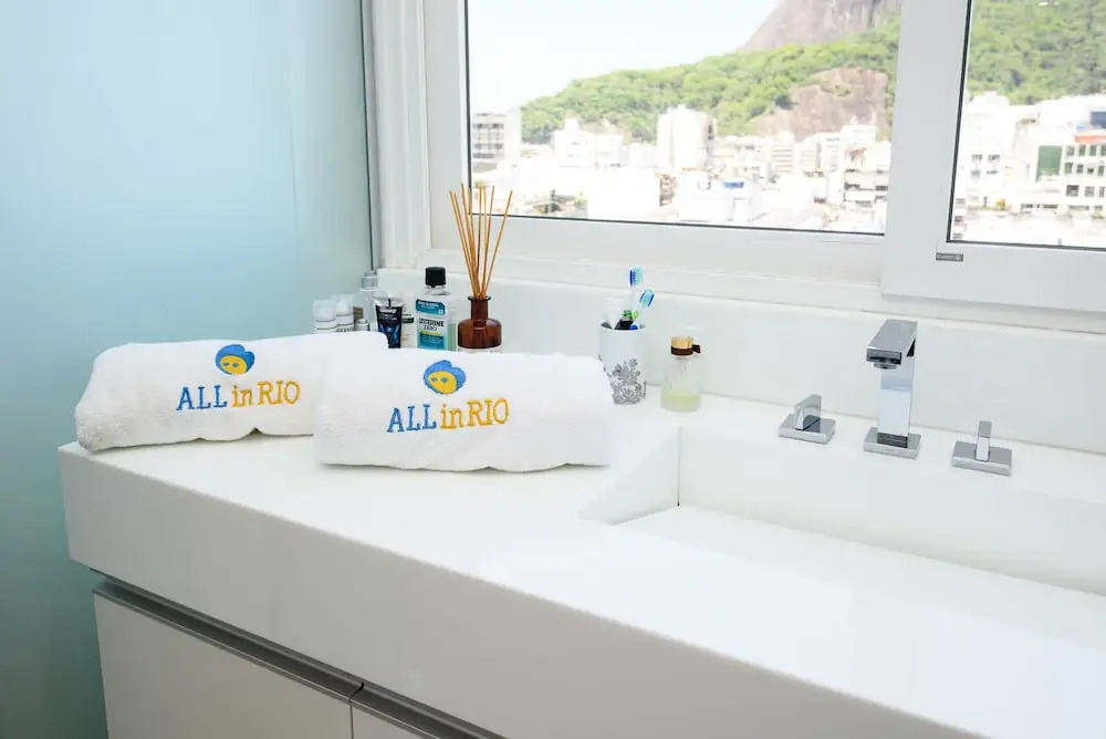 All in Rio Estilo Carioca