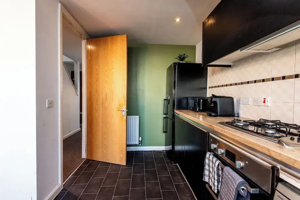 Family 3 Bedroom House by Guestz