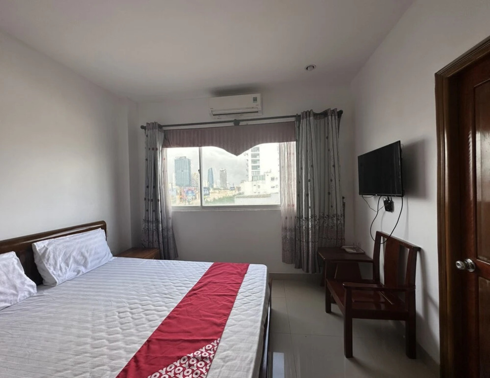 OYO 1215 3 Lu Hotel