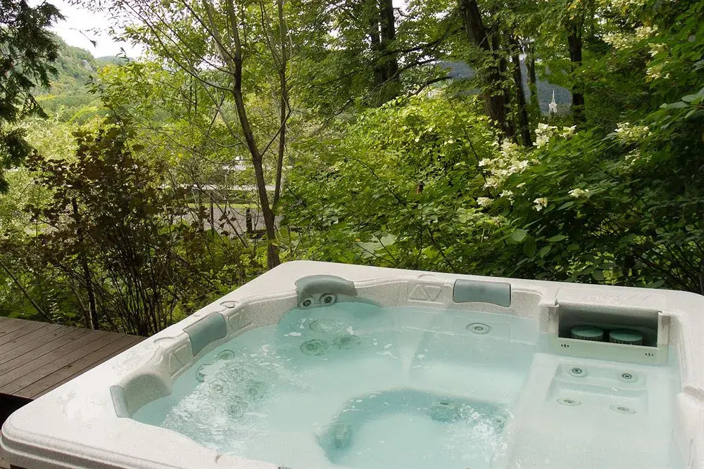 Le Petit Clocher Gite Touristique B & B