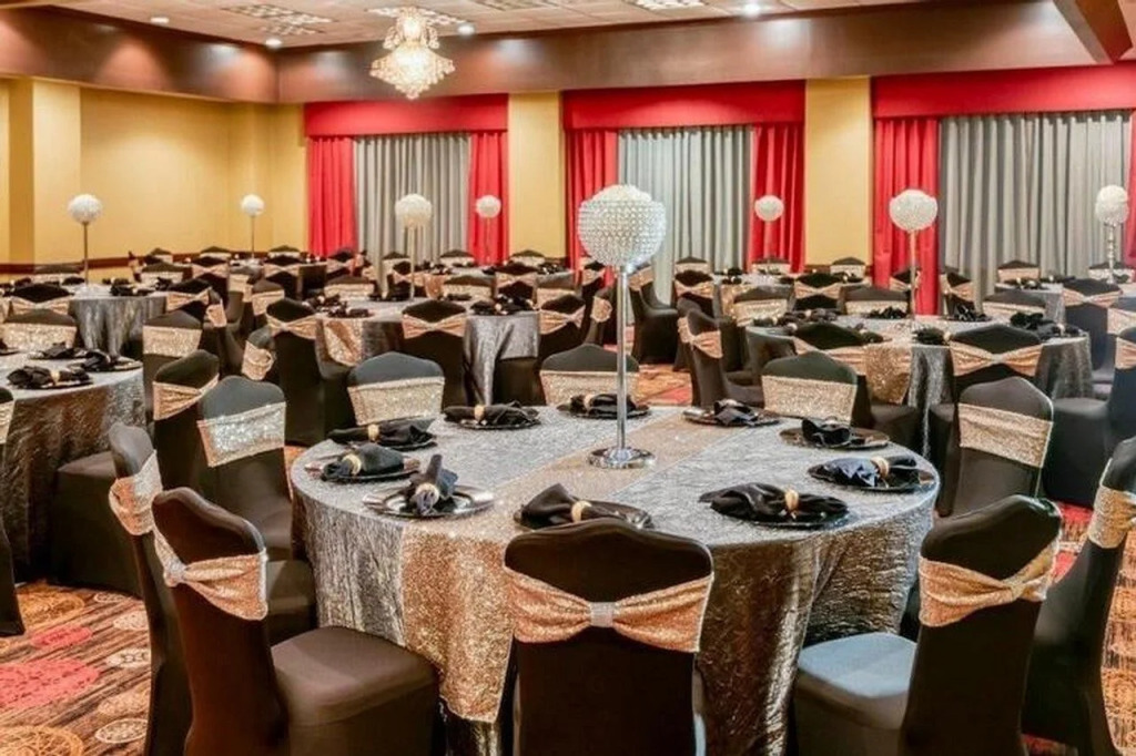 MCM Elegante Hotel and Suites – Dallas