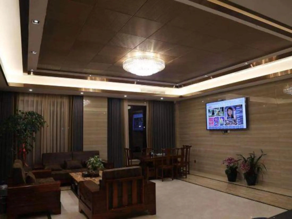 Hangzhou Shicheng Theme Hotel