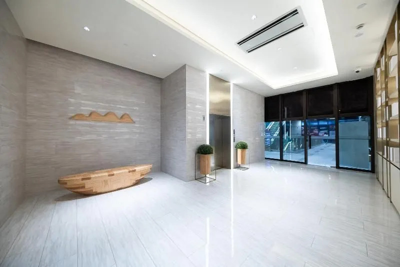 Ji Hotel (Shanghai Orient Yide City)