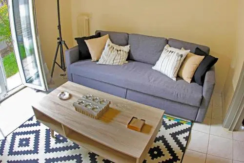 Stylish City Center Garden Apartment