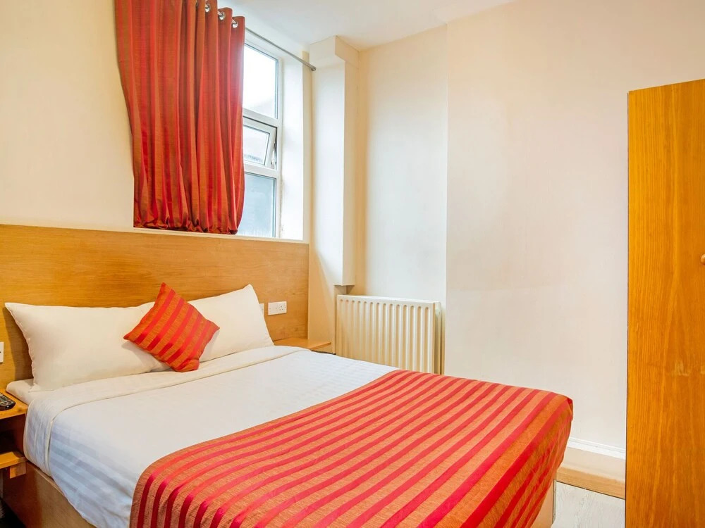 Quaint Holiday Home in London near Tower Bridge