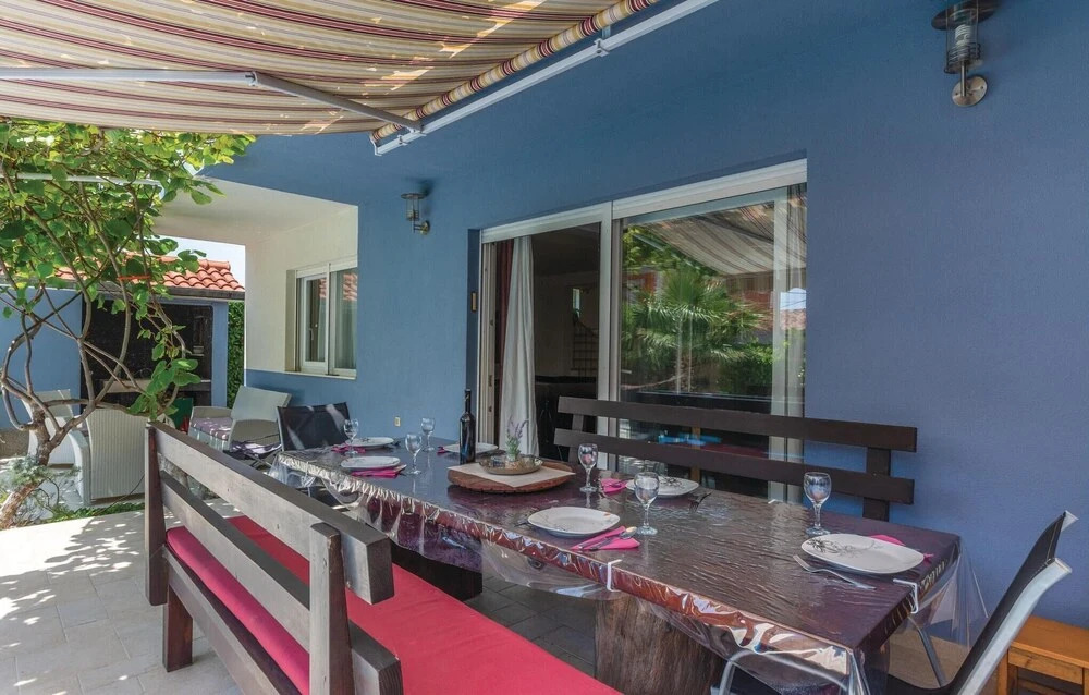 Holiday Home Kastel Luksic 12