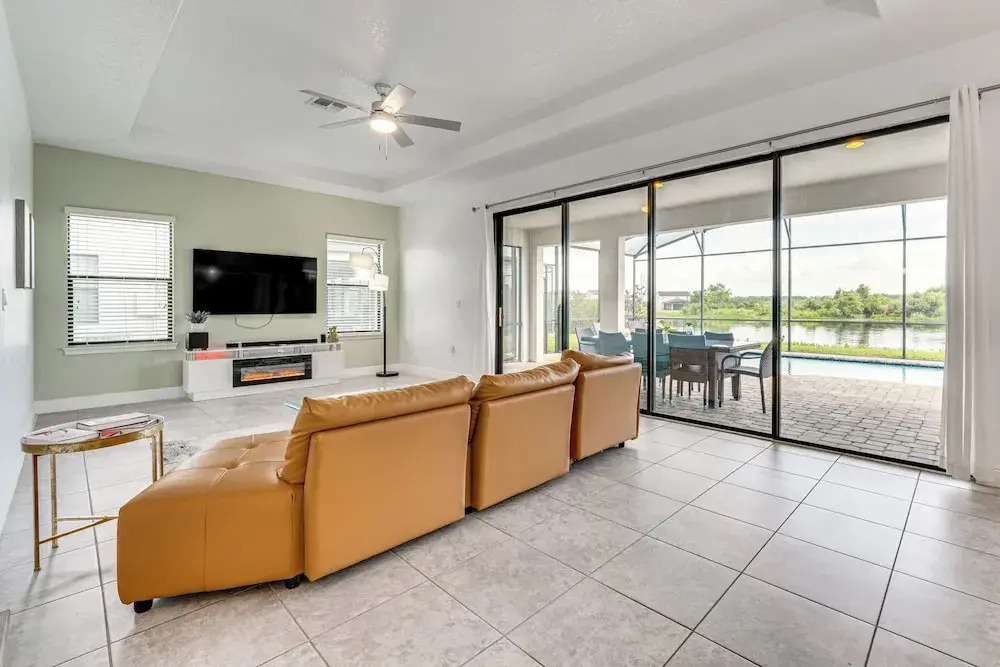 Balmoral Resort Home: Private Pool w/ Lake Views!