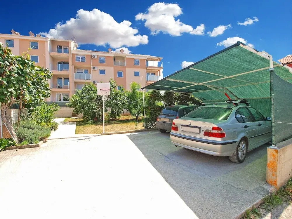 Apartment 1455