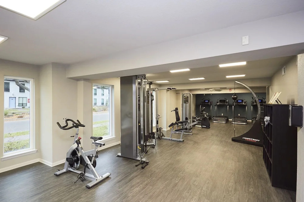 Deluxe Braeswood Place Suites by Sonder