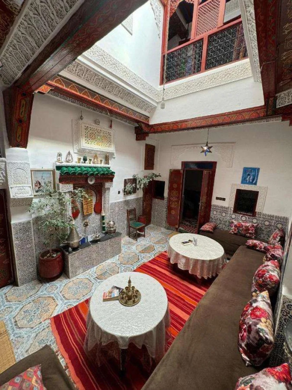 Dar Enouiina