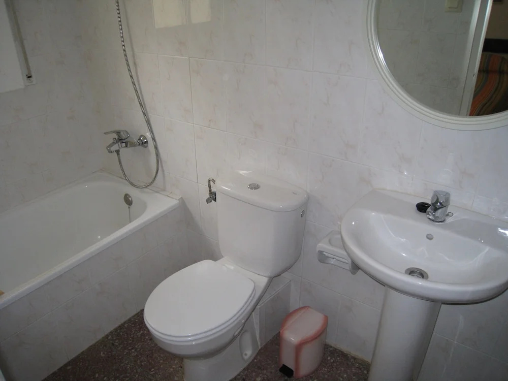Apartamento Económico Camino Ronda - 110