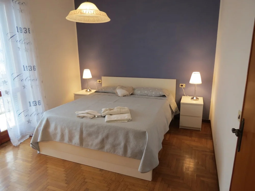Villa Anastasye Your Lakefront Vacation Rental