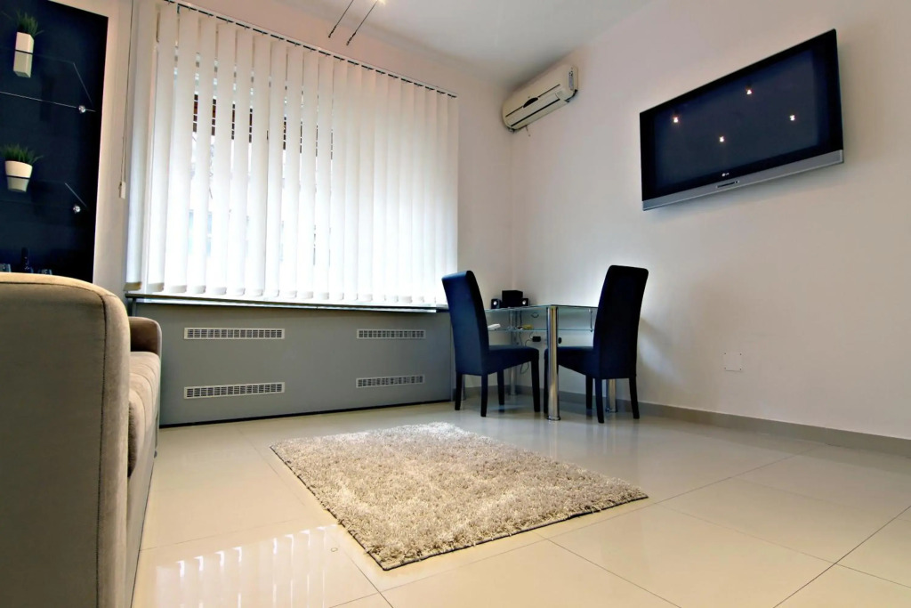 City Centre Apartment Novi Sad