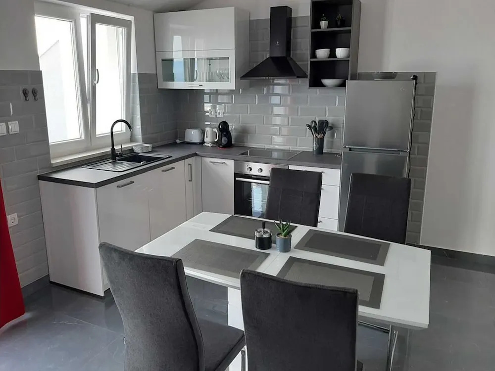 Apartments Dobrila