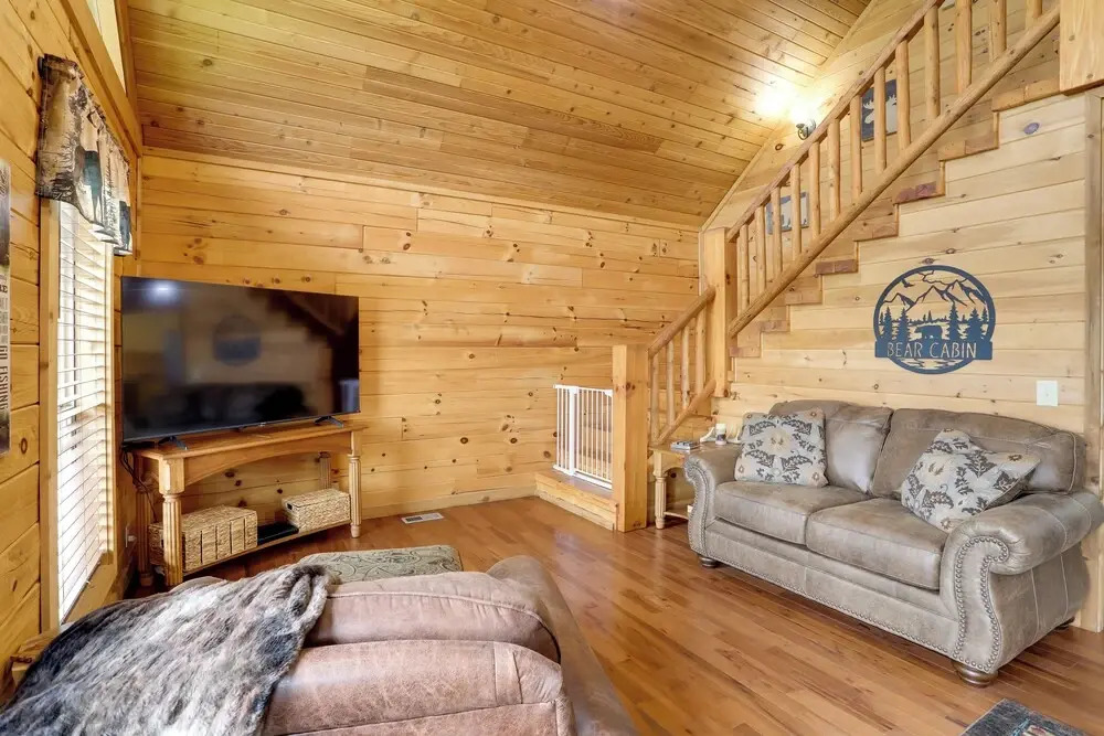 Family Cabin w/ Deck By Mark Twain Natl Forest!