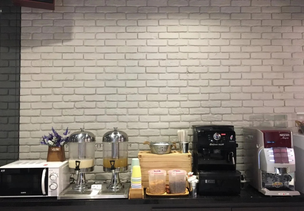Aroma Chew Hotel