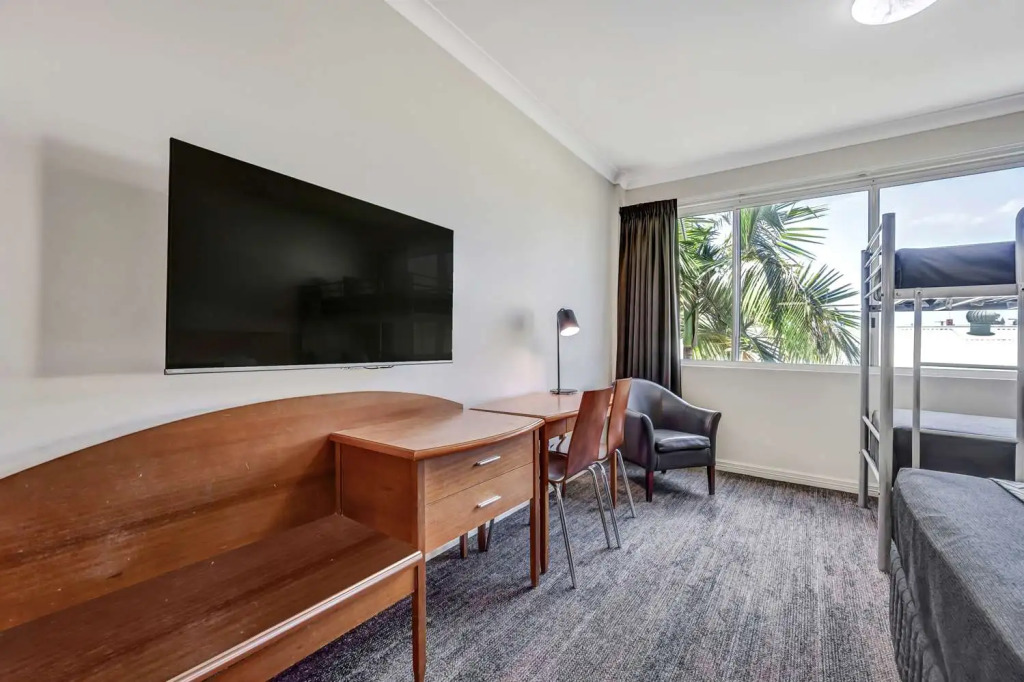 City Oasis Inn Townsville, SureStay Collection by BW