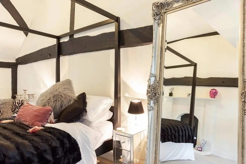 Beautiful 4 Bedroom Property