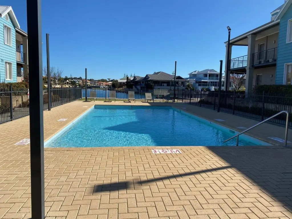 Apollo Quays Apartment