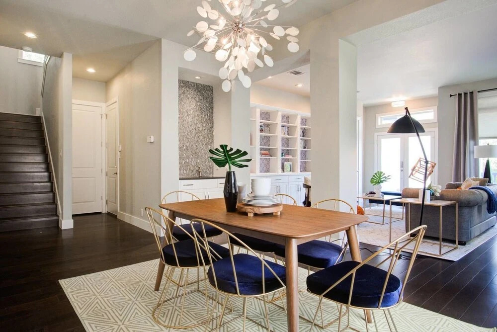 Massive 14 Bed/3.5ba Downtown Home by Domio