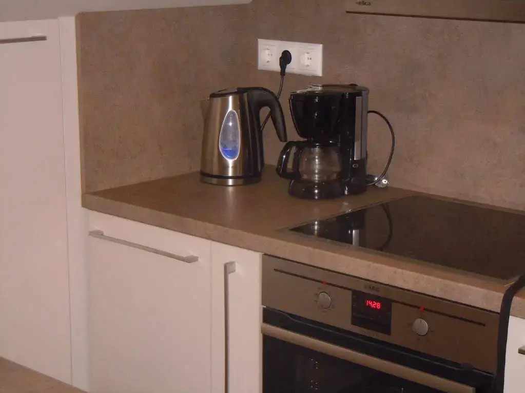 Milo Apartment