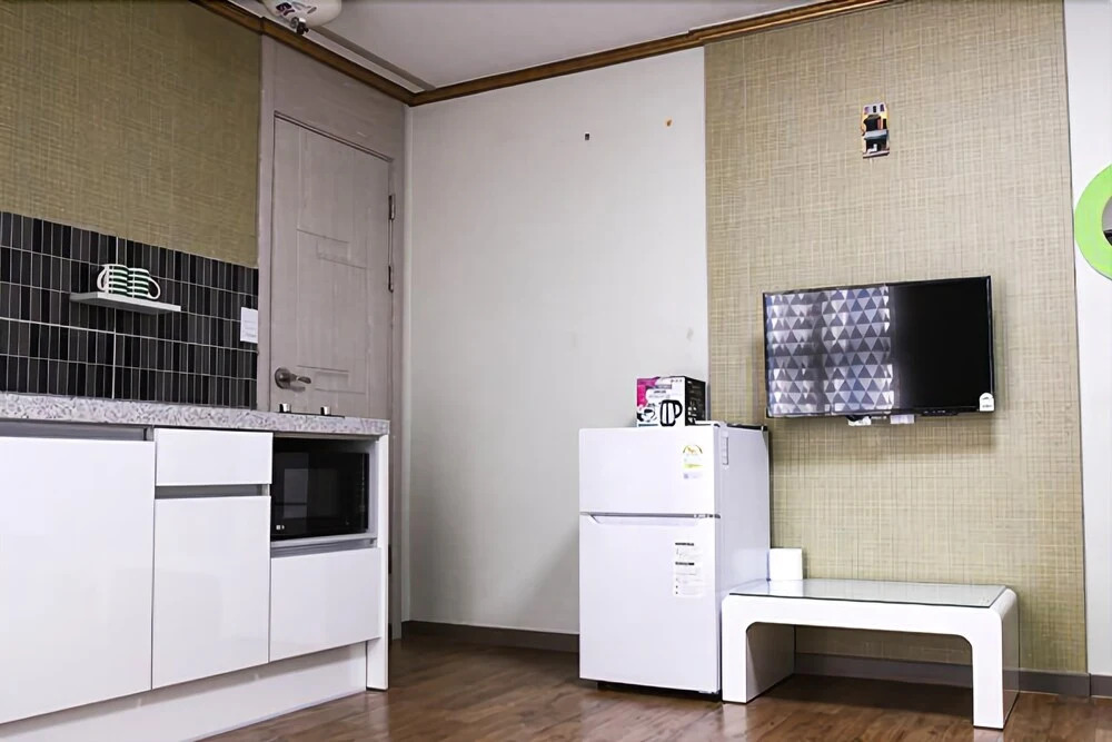 Yongin Caribbean Hue Pension