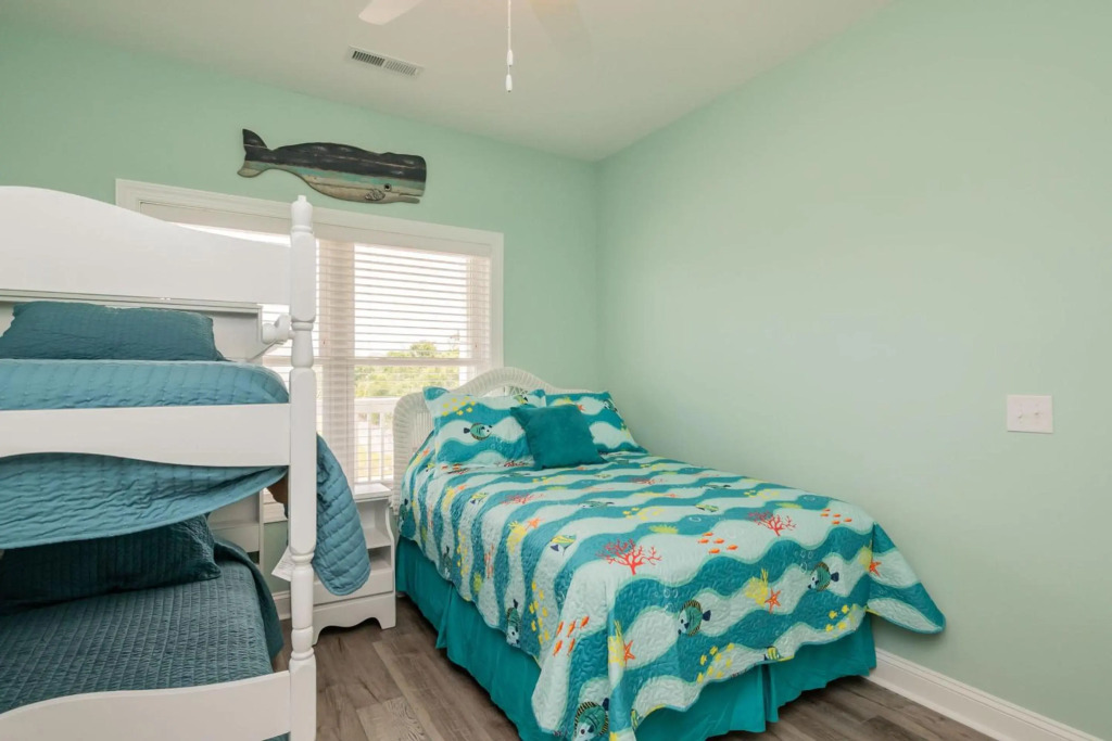Pappys Place by Oak Island Accommodations