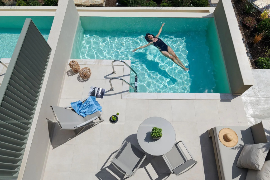 Cavo Delea Villas & Suites