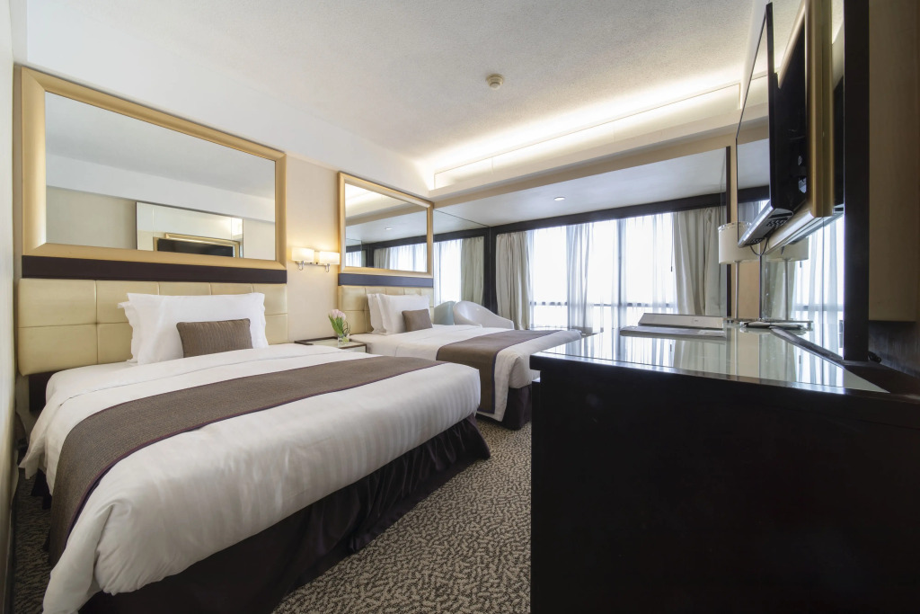 Regal Oriental Hotel
