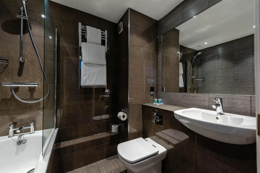 Southcrest Manor Hotel, Best Western Signature Collection