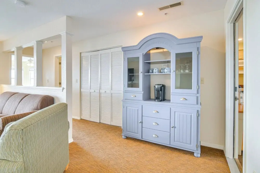 Newly Renovated Ozarks Condo: Pool & Hot Tub