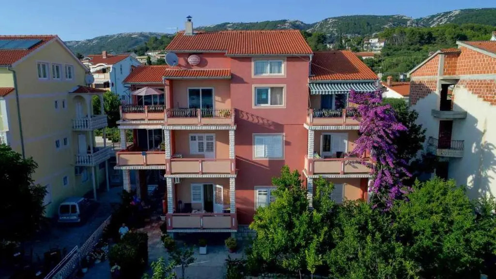 Apartment Peky