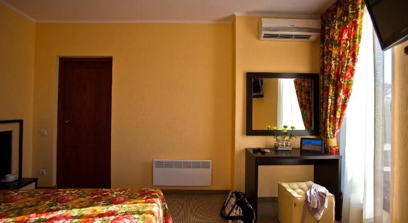 Elizium Park Hotel